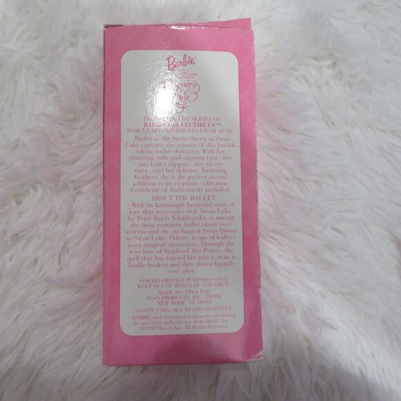 Barbie as the Swan Queen in Swan Lake Ornament Avon Exclusive Collector Edition - Picture 3 of 3